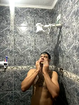 Snapshot of condenovin chatting on 10-06-25, 09:56 condenovin online show from 10-06-25, 09:56