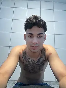 Snapshot of condenovin chatting on 11-01-25, 11:07 condenovin online show from 11-01-25, 11:07