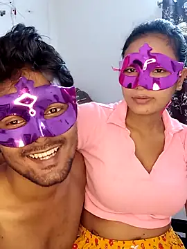 Snapshot of new_coupleee chatting on 09-13-25, 05:29 new coupleee online show from 09-13-25, 05:29