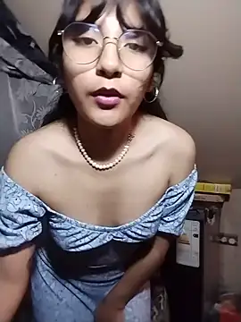 Regina Shine online show from 08-04-26, 02:37