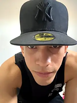 Andres-Andrea1922 online show from 09-13-25, 09:58