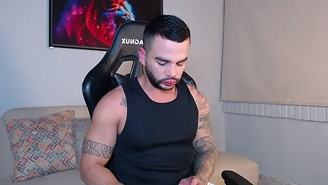 Bruno De Lucaa  online show from 09-09-25, 02:22