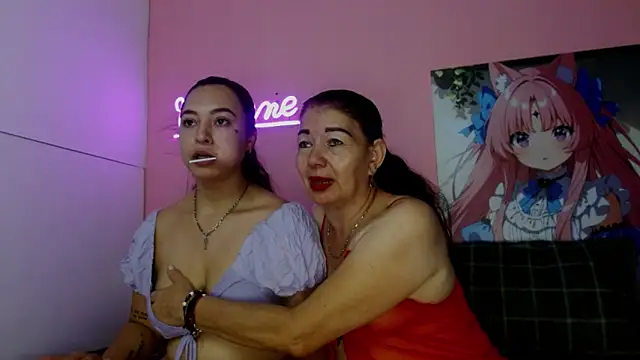 estefania 34 online show from 10-08-25, 07:22