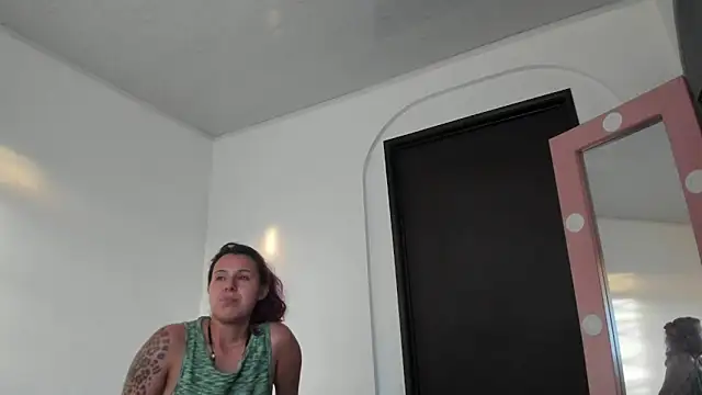 Liceth hottt09 online show from 04-11-26, 10:36