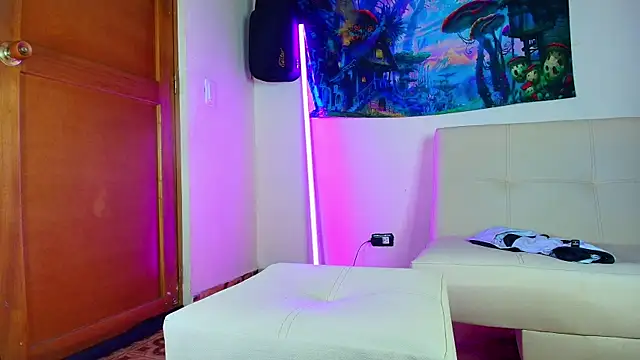 Snapshot of Zoldyck_420 chatting on 09-09-25, 11:48 Zoldyck 420 online show from 09-09-25, 11:48