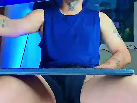 Snapshot of Zoldyck_420 chatting on 10-26-25, 06:19 Zoldyck 420 online show from 10-26-25, 06:19