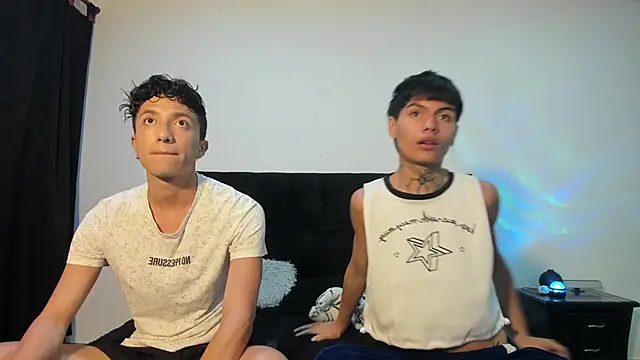 mhatias  online show from 10-27-25, 01:31