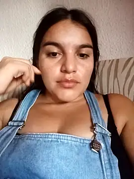 chloe 90 online show from 11-09-25, 09:24