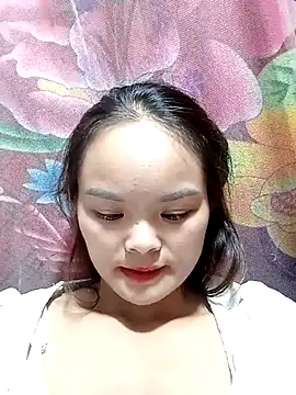 Snapshot of xinhxinhcute chatting on 10-06-25, 02:14 xinhxinhcute online show from 10-06-25, 02:14