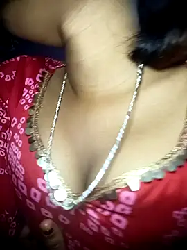 Snapshot of Hot_Mayra_ chatting on 11-12-25, 05:08 Hot Mayra online show from 11-12-25, 05:08