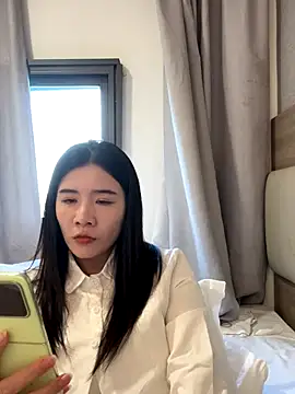 Snapshot of ruyi-13 chatting on 09-22-25, 05:53 ruyi-13 online show from 09-22-25, 05:53