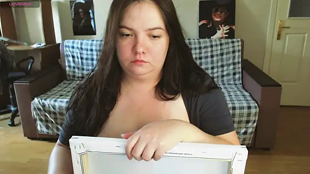 EmillyBones online show from 07-28-26, 08:54