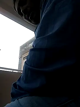 Snapshot of bisexdon chatting on 09-19-25, 06:59 bisexdon online show from 09-19-25, 06:59