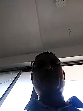 Snapshot of bisexdon chatting on 10-06-25, 06:00 bisexdon online show from 10-06-25, 06:00