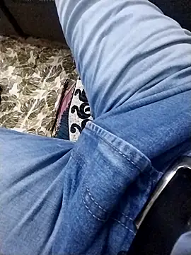 Snapshot of bisexdon chatting on 10-07-25, 03:20 bisexdon online show from 10-07-25, 03:20