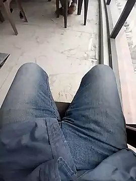 Snapshot of bisexdon chatting on 10-18-25, 07:53 bisexdon online show from 10-18-25, 07:53