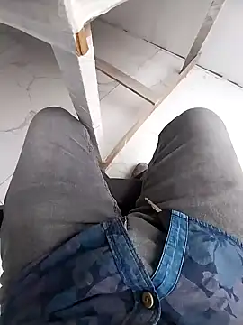 Snapshot of bisexdon chatting on 10-22-25, 10:37 bisexdon online show from 10-22-25, 10:37