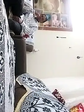 Snapshot of bisexdon chatting on 10-27-25, 01:48 bisexdon online show from 10-27-25, 01:48