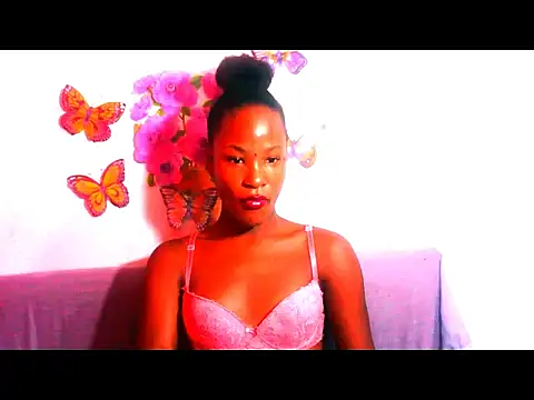 Snapshot of Indianeyestripper chatting on 12-04-25, 08:34 Indianeyestripper online show from 12-04-25, 08:34