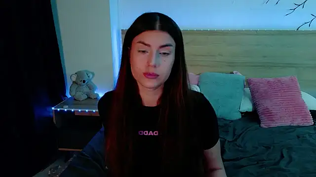 Bella Davis love online show from 12-13-25, 08:04