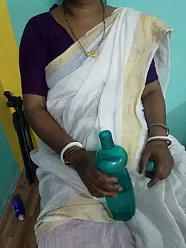 desi boudi87 online show from 04-24-26, 01:02