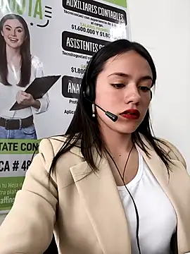 CHARLOTTE  05 online show from 11-04-25, 01:10