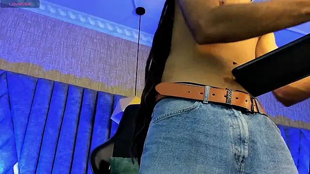 Boss Domiinator online show from 11-04-25, 03:38