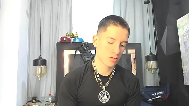 HunterHeat  online show from 04-11-26, 12:53