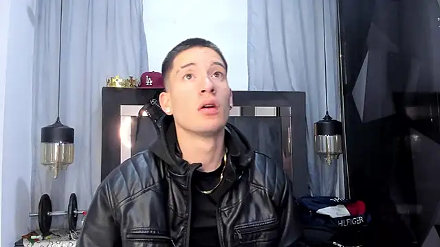 HunterHeat  online show from 04-17-26, 12:41