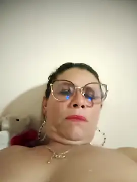 Snapshot of Ilovejad chatting on 09-26-25, 06:45 Ilovejad online show from 09-26-25, 06:45