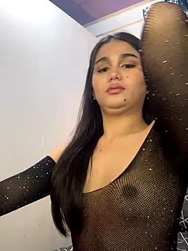 Snapshot of AngelHille chatting on 09-22-25, 01:57 AngelHille online show from 09-22-25, 01:57