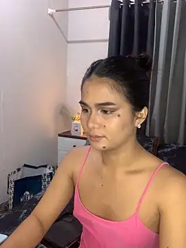 Snapshot of AngelHille chatting on 09-26-25, 04:44 AngelHille online show from 09-26-25, 04:44