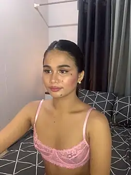 Snapshot of AngelHille chatting on 10-06-25, 02:58 AngelHille online show from 10-06-25, 02:58