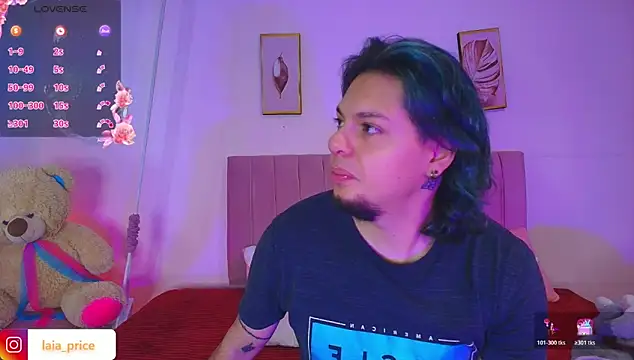 Snapshot of Laia_and_Damian chatting on 11-04-25, 12:04 Laia and Damian online show from 11-04-25, 12:04