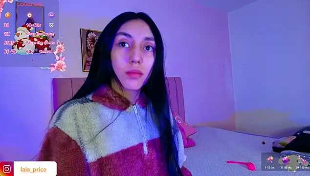 Snapshot of Laia_and_Damian chatting on 11-21-25, 12:26 Laia and Damian online show from 11-21-25, 12:26