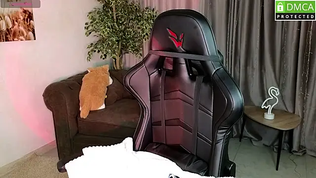 Roxy foxi online show from 09-14-25, 01:05