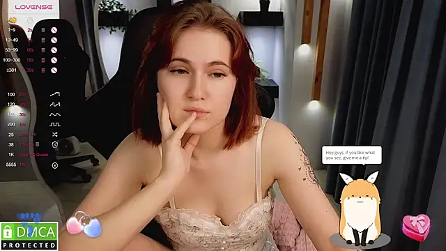 Roxy foxi online show from 10-23-25, 02:00