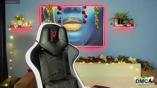 Roxy foxi online show from 12-05-25, 01:03