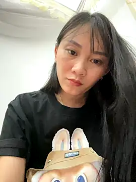 Snapshot of Almond-cute chatting on 09-24-25, 01:14 Almond-cute online show from 09-24-25, 01:14