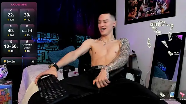 Snapshot of Sebas_maverick chatting on 01-07-26, 01:08 Sebas maverick online show from 01-07-26, 01:08