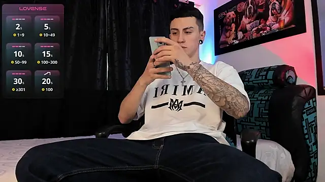 Snapshot of Sebas_maverick chatting on 01-18-26, 08:23 Sebas maverick online show from 01-18-26, 08:23