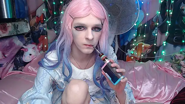 Snapshot of yutachka chatting on 07-04-26, 10:27 yutachka online show from 07-04-26, 10:27