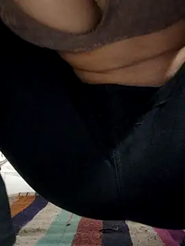 Aidakhan1212 online show from 12-14-25, 04:56