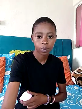 SweetSlenderChoc online show from 04-12-26, 11:15