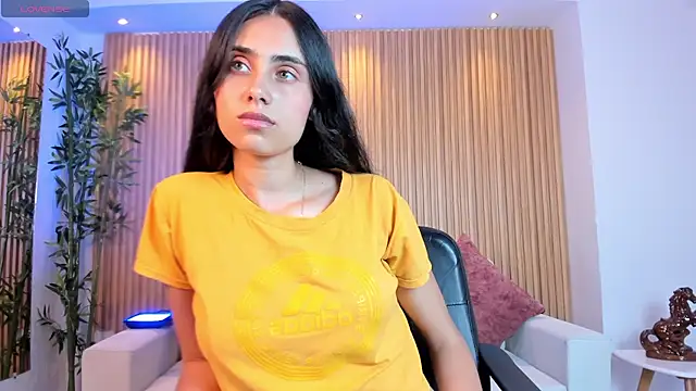 sofiapalacioss online show from 11-24-25, 06:40