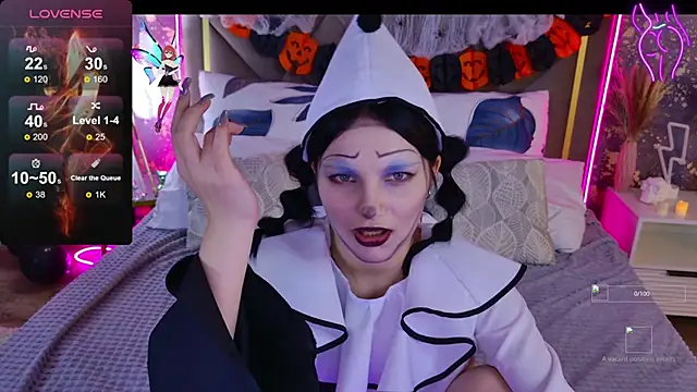 Angel Braun online show from 10-30-25, 02:29