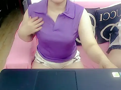 Hana Mina online show from 05-21-26, 05:14
