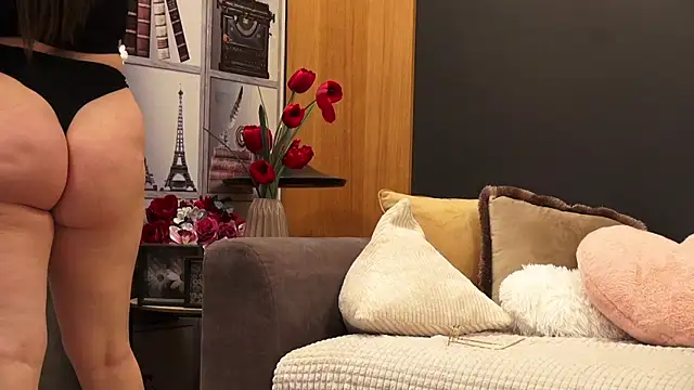 Mia Swano online show from 02-16-26, 02:18