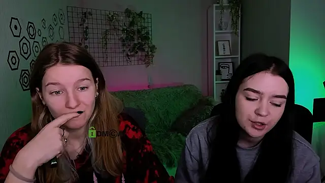 Snapshot of benny_duglas chatting on 01-16-26, 10:19 benny duglas online show from 01-16-26, 10:19