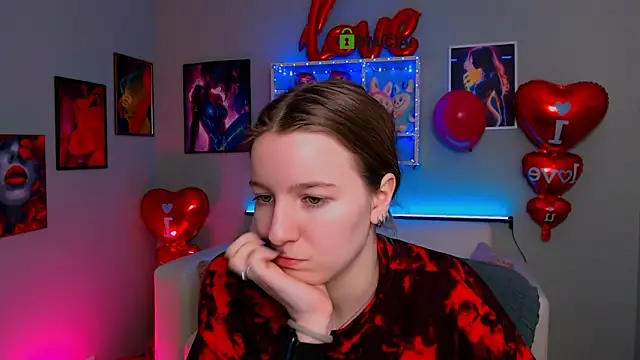 Snapshot of benny_duglas chatting on 02-23-26, 10:12 benny duglas online show from 02-23-26, 10:12